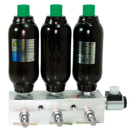 System przeciwuderzeniowy akumulatora ładowacza