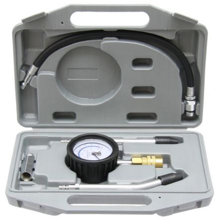 Manometr do pomiaru ciśnienia sprężania benzyny