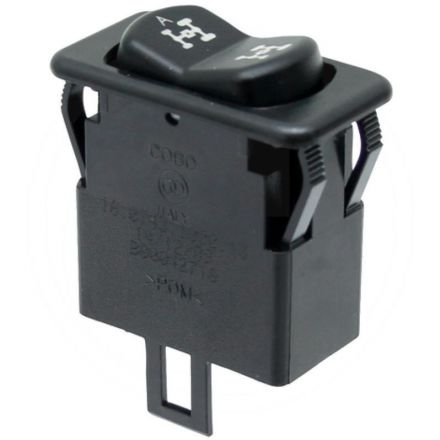  Włącznik napędu na wszystkie koła